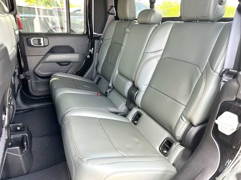 New 2026 Jeep Gladiator Mojave image 23