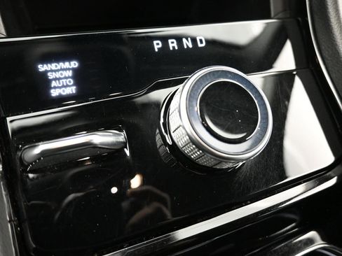 Used 2023 Jeep Grand Cherokee Limited AWD/4WD image 12