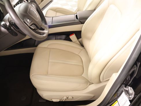 Used 2019 Lincoln MKZ Reserve w/ Reserve Plus Package FWD image 12