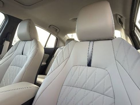 New 2026 Nissan Sentra SL w/ Floor Mat Package FWD image 11