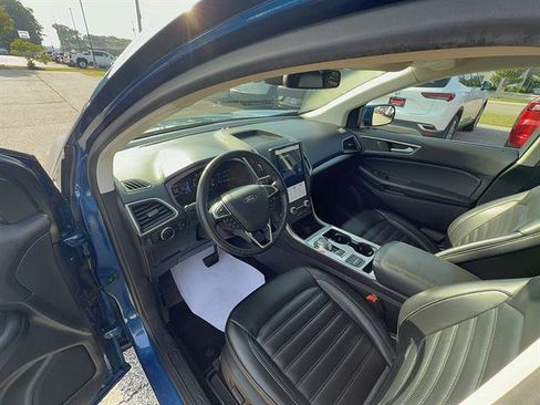 Used 2024 Ford Edge SEL AWD/4WD image 14
