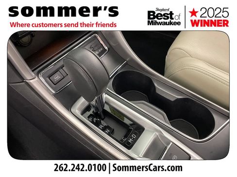 Used 2022 Subaru Ascent Limited w/ Technology Package AWD/4WD image 22