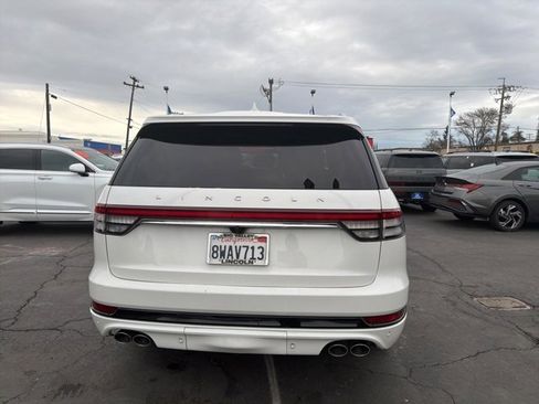 Used 2021 Lincoln Aviator Grand Touring w/ Equipment Group 301A image 5