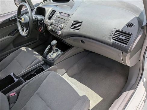 Used 2011 Honda Civic DX-VP image 19