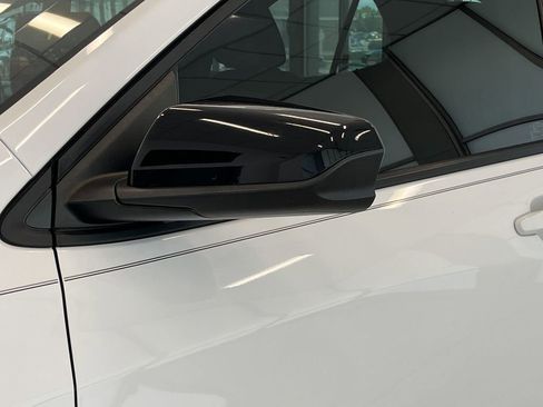 Used 2023 Chevrolet Equinox LS w/ LS Convenience Package image 11