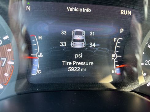 Used 2025 Jeep Compass Limited image 25