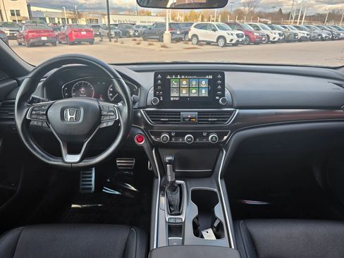 Used 2020 Honda Accord Sport image 10