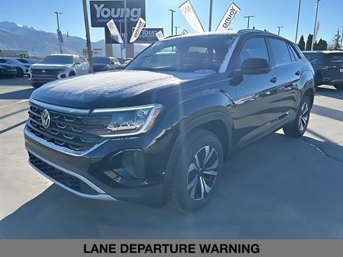 New 2026 Volkswagen Atlas Cross Sport SE image 10