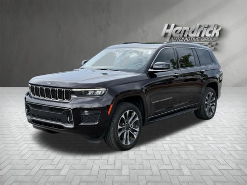 Used 2023 Jeep Grand Cherokee L Overland w/ Rear Seat Video Group I RWD image 5