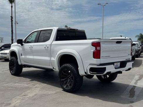 Used 2025 Chevrolet Silverado 1500 RST AWD/4WD image 2
