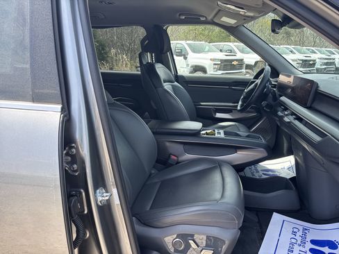 Used 2024 Kia EV9 Light Long Range image 27