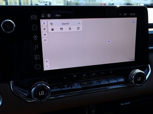 Used 2024 GMC Canyon AT4 image 3