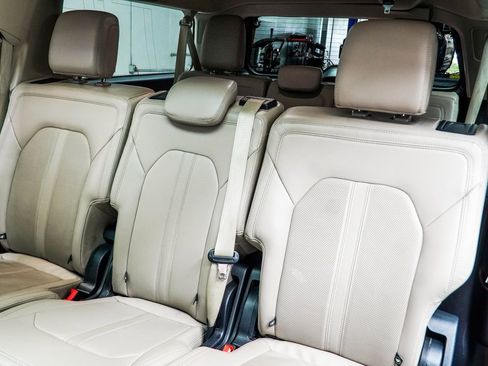 Used 2024 Ford Expedition Max Limited image 35