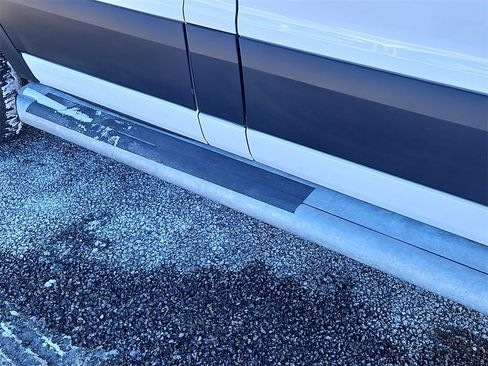 Used 2023 Ford Transit 250 Low Roof w/ Exterior Upgrade Package image 18