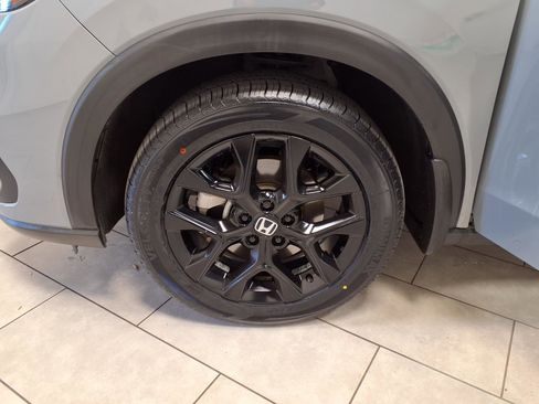 Used 2024 Honda HR-V Sport image 29