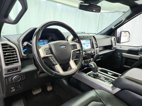 Used 2019 Ford F150 Platinum w/ Equipment Group 701A Luxury AWD/4WD image 10
