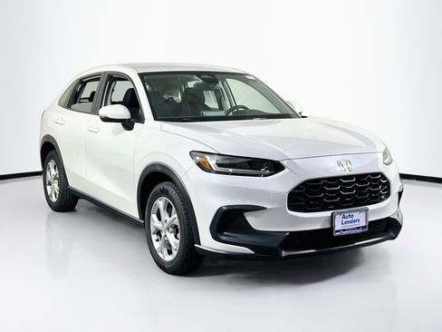 Used 2024 Honda HR-V LX image 3