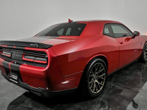 Used 2017 Dodge Challenger SRT Hellcat RWD image 9