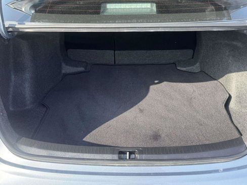 Used 2025 Toyota Corolla LE FWD image 59