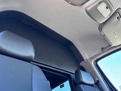 Used 2016 Mercedes-Benz Sprinter 2500 image 21