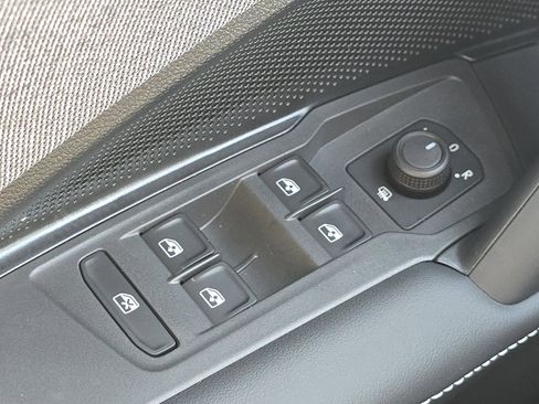 New 2025 Volkswagen Tiguan S image 25