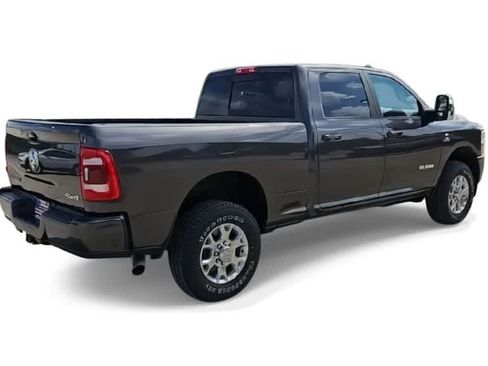 Used 2024 RAM 2500 Laramie AWD/4WD image 8