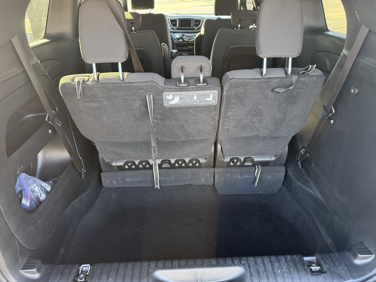 Used 2019 Chrysler Pacifica Touring Plus w/ S Appearance Package FWD image 21