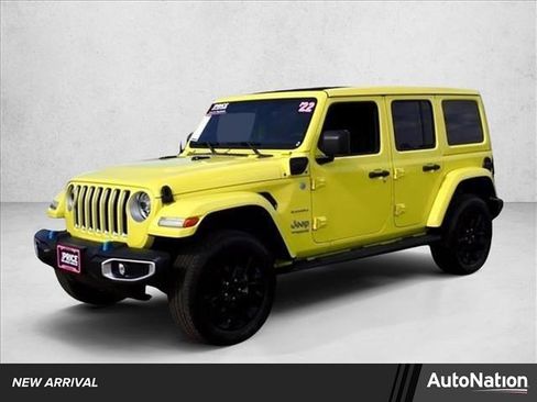 Used 2022 Jeep Wrangler Unlimited Sahara w/ Cold Weather Group AWD/4WD image 1