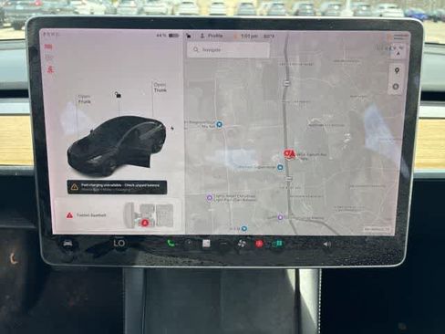 Used 2021 Tesla Model 3 Standard Range image 19