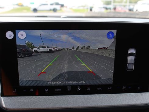 New 2025 Ford Maverick XLT w/ XLT Luxury Package image 32