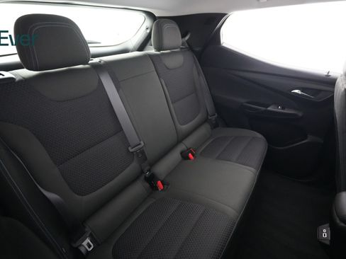 Used 2023 Chevrolet Bolt EUV LT w/ Redline Edition FWD image 5
