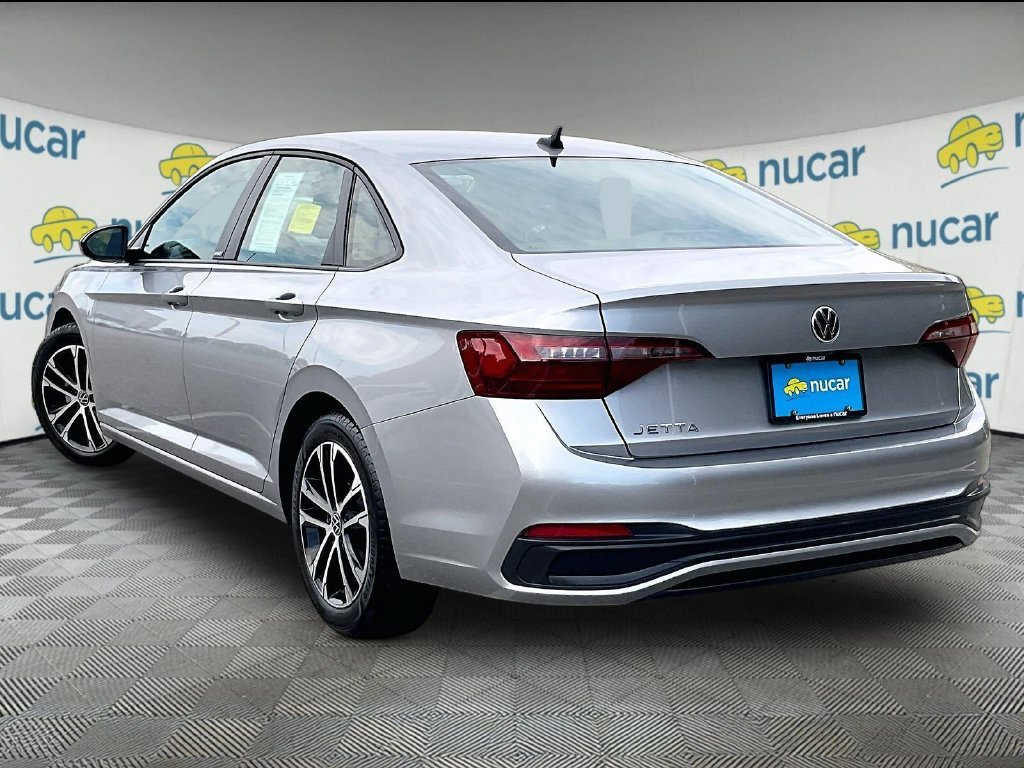 Used 2023 Volkswagen Jetta Sport FWD image 4