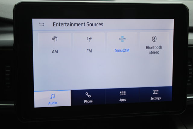 Used 2021 Ford Explorer XLT w/ Equipment Group 202A AWD/4WD image 7
