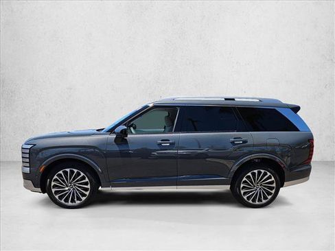 Certified 2026 Hyundai Palisade Calligraphy FWD image 19