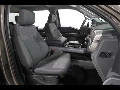 Used 2022 Ford F150 XLT w/ Equipment Group 302A High AWD/4WD image 16