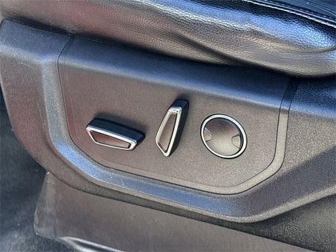 Used 2021 Ford F350 XLT w/ XLT Premium Package image 29