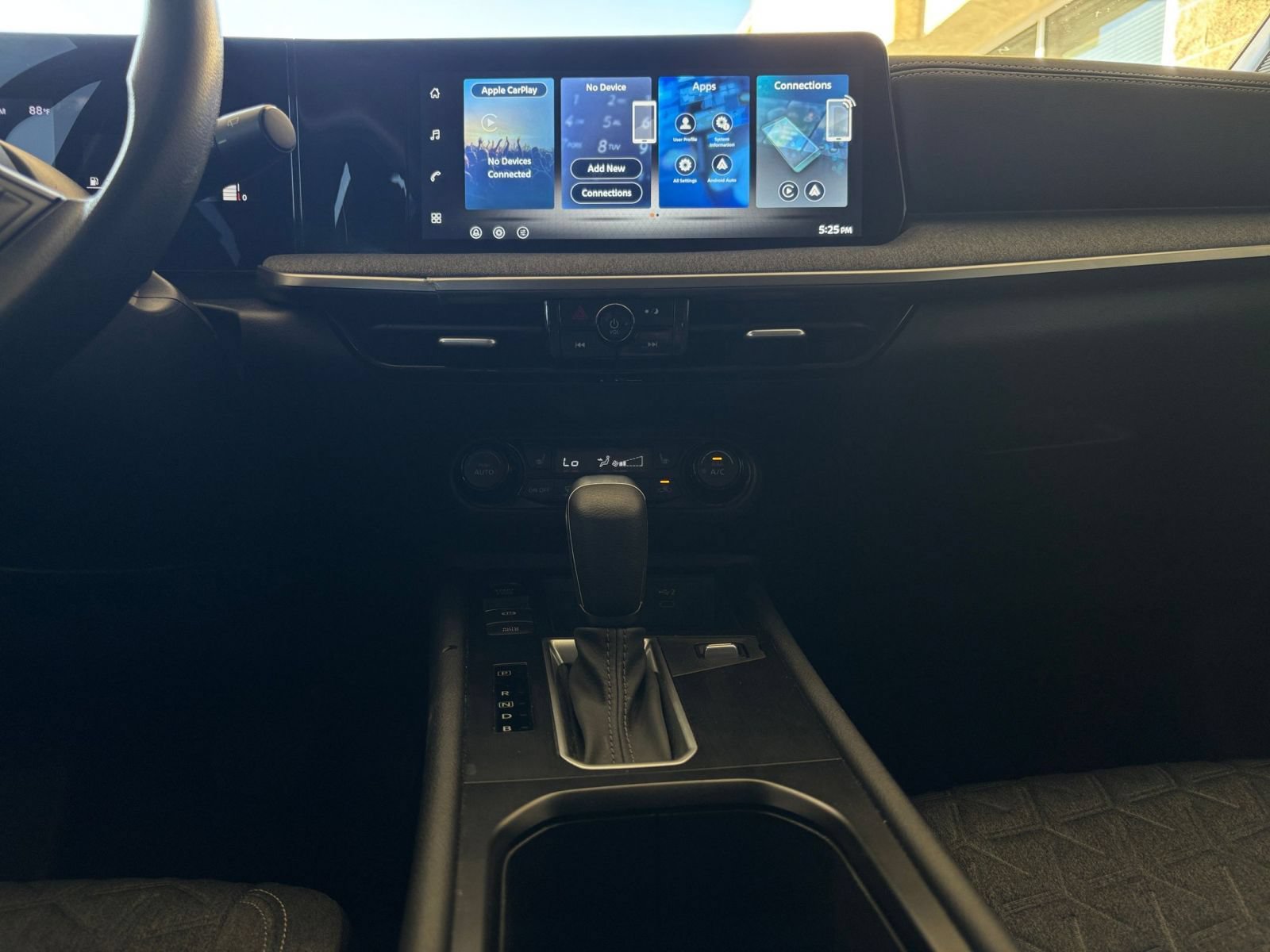 Used 2026 Nissan Kicks SV w/ Cold Weather Package FWD image 16
