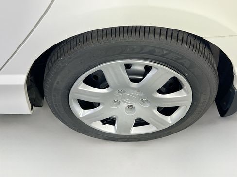 Used 2011 Honda Civic LX image 27