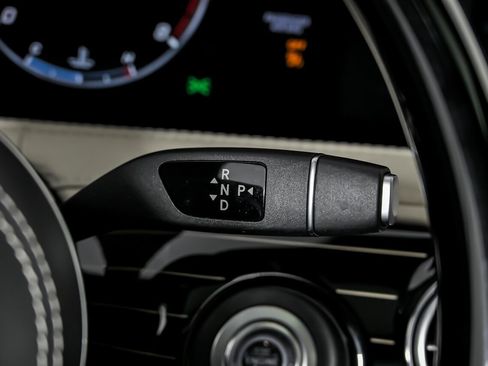 Used 2019 Mercedes-Benz Maybach S 560 4MATIC image 34