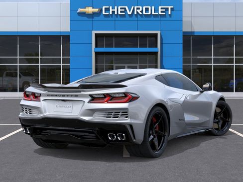 New 2026 Chevrolet Corvette E-Ray image 4