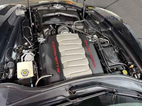 Used 2014 Chevrolet Corvette Stingray Coupe RWD image 25