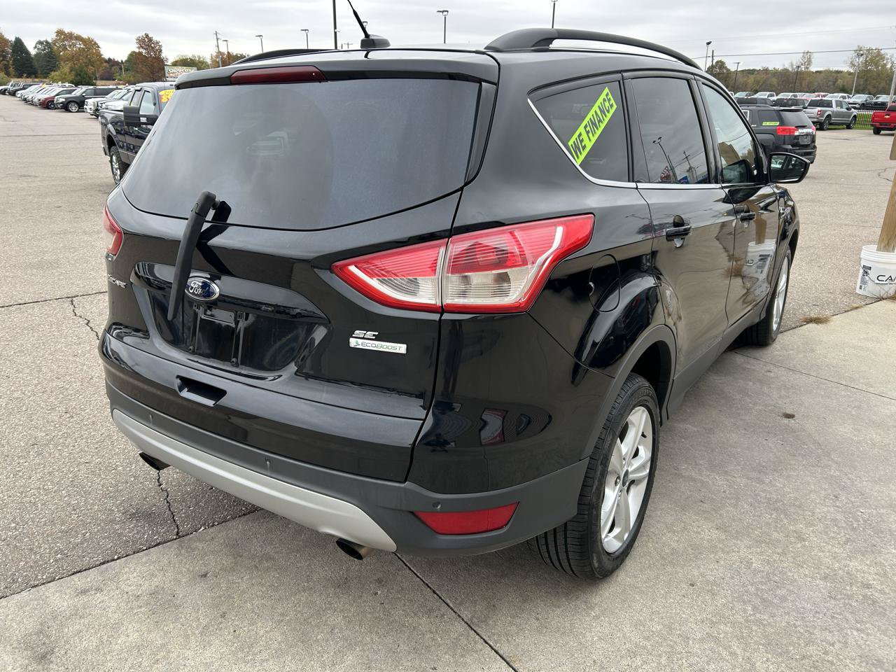 Used 2016 Ford Escape SE w/ Equipment Group 201A FWD image 5