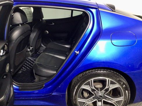 Used 2020 Kia Stinger GT-Line w/ Sun & Sound Package image 31