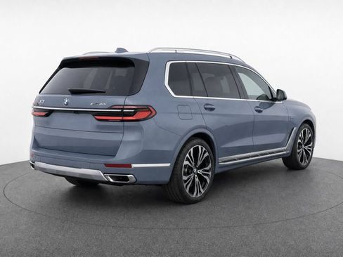 Used 2023 BMW X7 xDrive40i w/ Executive Package AWD/4WD image 3