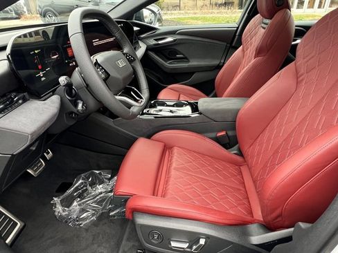 Certified 2025 Audi S6 e-tron Prestige w/ 21" Black Optic Package image 3