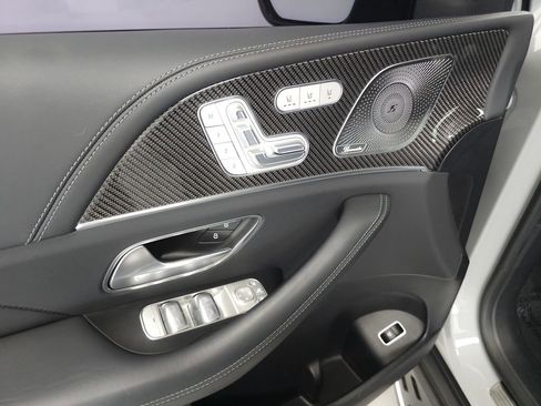 Used 2024 Mercedes-Benz GLS 63 AMG 4MATIC image 6
