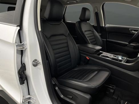 Used 2022 Ford Edge SEL w/ Convenience Package image 32