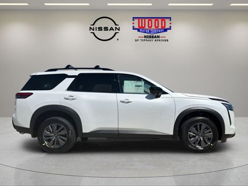 New 2026 Nissan Pathfinder SV AWD/4WD image 2