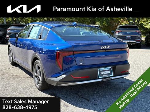 New 2025 Kia K4 LXS image 4