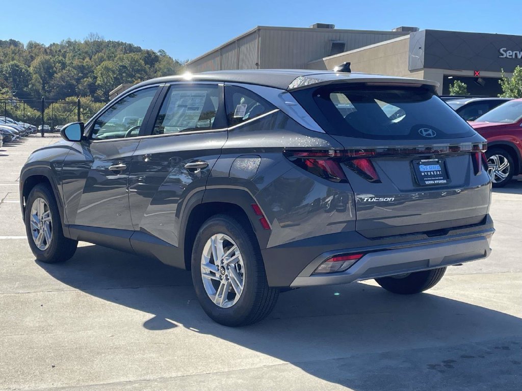 New 2026 Hyundai Tucson SE FWD image 13